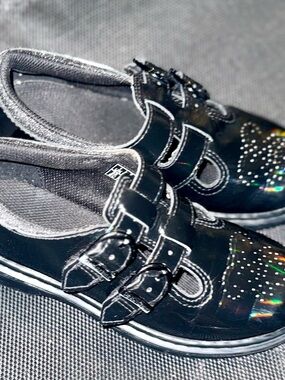 Black Rainbow Iridescent, Patent Leather Double Velcro Mary Jane shoes size 2